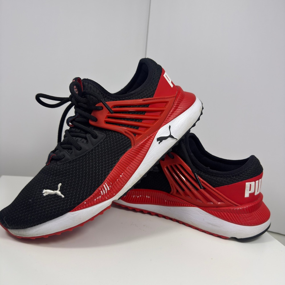PUMA Pacer Future Men Size 8.5 Black Red Running Shoes Athletic Sneakers Casual